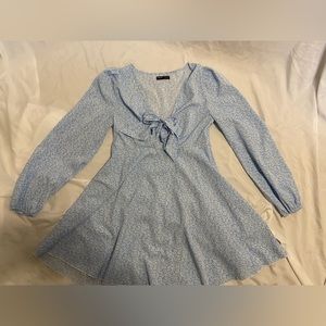 Long sleeve front tied sun dress